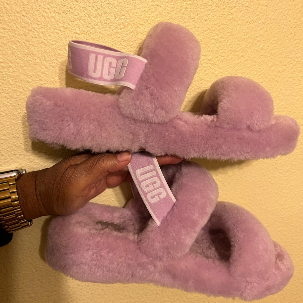 Ugg sandals size 10